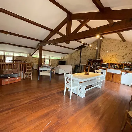 Holiday home Ferme Domaine De Maurel *