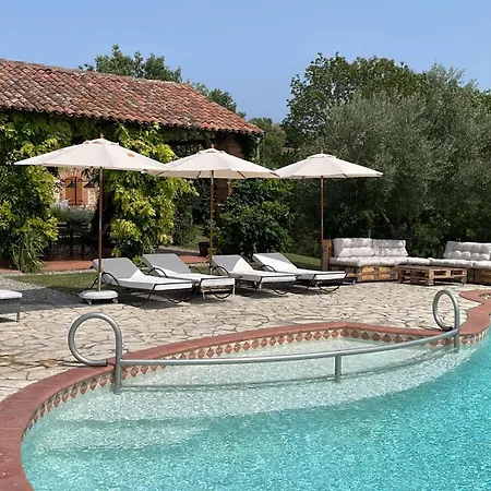 Ferme Domaine De Maurel Casa vacanze